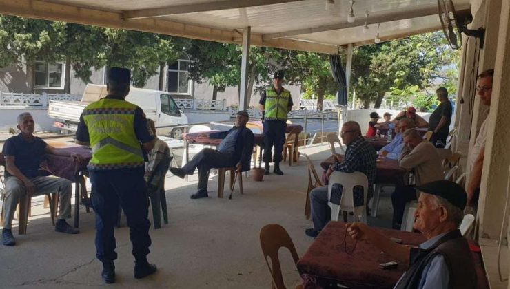 Karlıköy’de “Trafik” konusunda bilgilendirmede bulunuldu