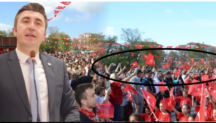 CHP İlçe Başkanı Çakır, törenlerin yapıldığı yeni meydan ile ilgili eleştiride bulundu: “O meydanda ne bir tören yapılır ne de bir resmi geçit yapılır”