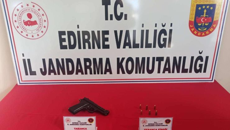 Tabanca ve fişek ile yakalandı