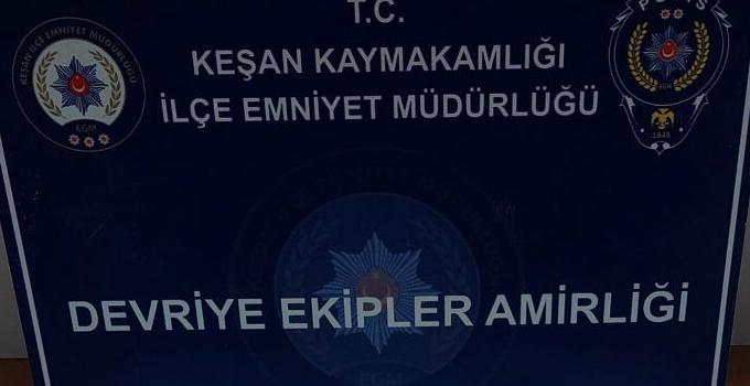 3 şüpheliden 5,72 gram uyuşturucu ele geçirildi