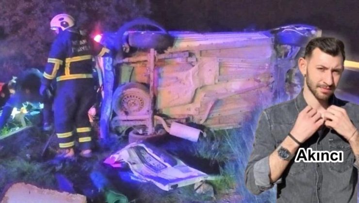 Hafif ticari araç ile  otomobil çarpıştı: 1 ölü 2 yaralı
