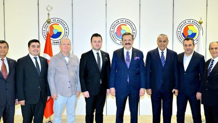 UMAT heyeti TOBB Başkanı Hisarcıklıoğlu’nu ziyaret etti