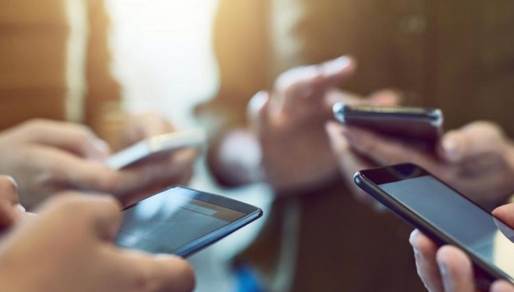 Cep telefonuna indirdiği uygulama 275 bin TL’sine mal oldu