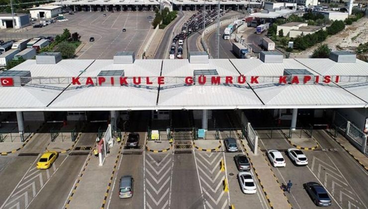 Sınır kapılarından 562 bin 834 yolcu giriş yaptı