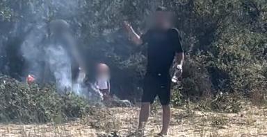 Duman çıkan yerde gördüğü manzaraya tepkisiz kalmadı