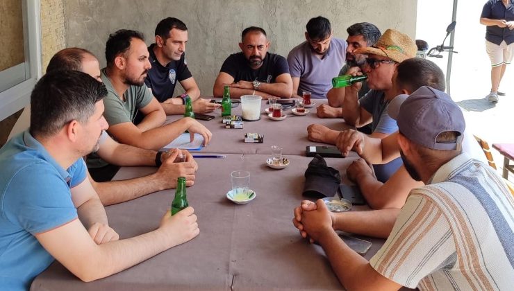 Emniyet müzisyenler ile bir araya geldi
