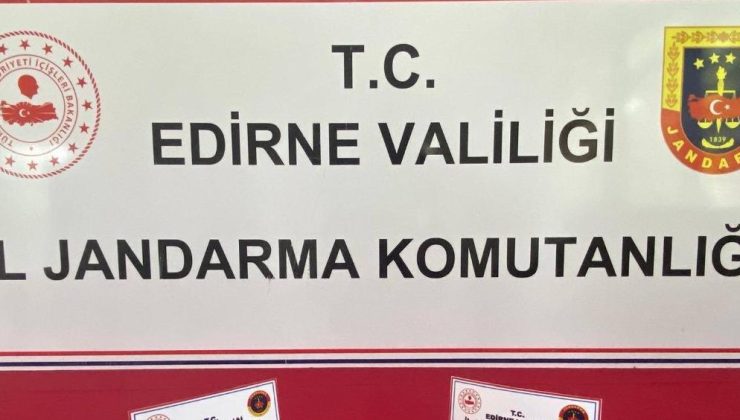 Jandarmanın durdurduğu şüpheliden uyuşturucu çıktı