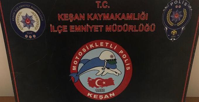 Yunus timlerinin durdurduğu şüpheliden ruhsatsız tabanca ele geçirildi