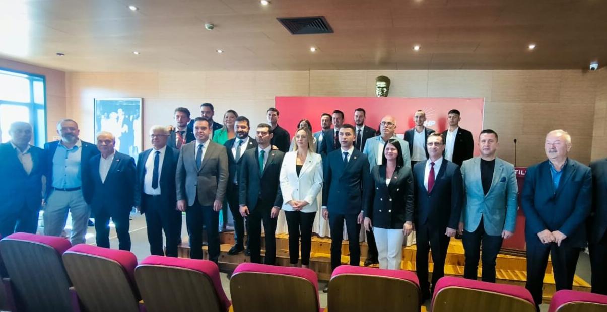 CHP İl Gençlik Kolları Başkanı ‘Özgür Hata’ seçildi