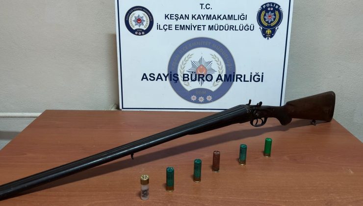 2 evde arama yapıldı
