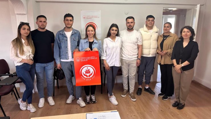 “Evlenecek Gençlerin Desteklenmesi Projesi” ile ilgili eğitim verildi