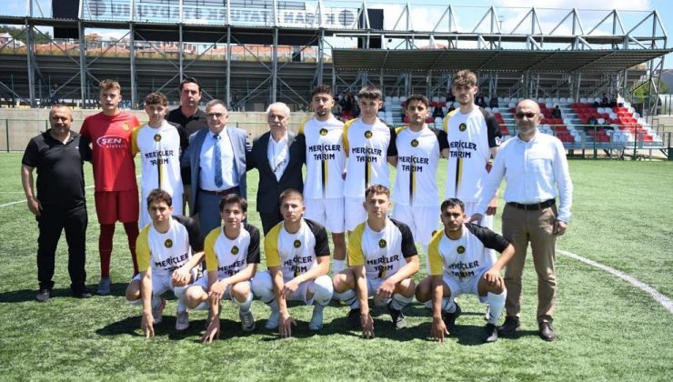 Keşanspor ve Kozlukebir dostluk maçında buluştu