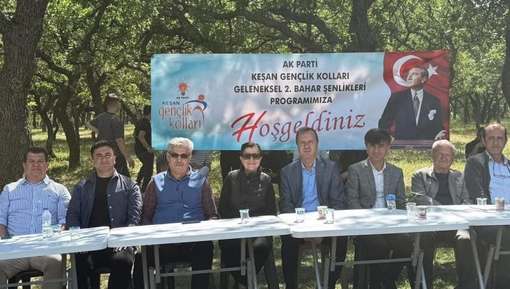 AK Parti Gençlik Kolları’nın Bahar Şenliği yapıldı