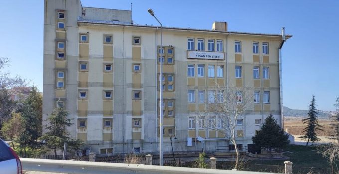 Yenimuhacir’deki Fen Lisesi ve yurt binaları ne olacak? Spor Lisesi mi Müzik Lisesi mi olacak?