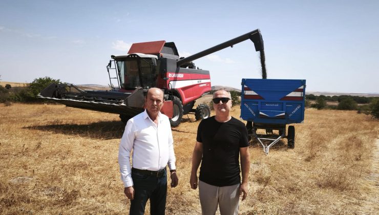 İpsala CHP’li İl Genel Meclis Üyeleri Cevdet Kurt ve İsmail Aliş: “Ayçiçeğinde fiyat revize edilmeli”