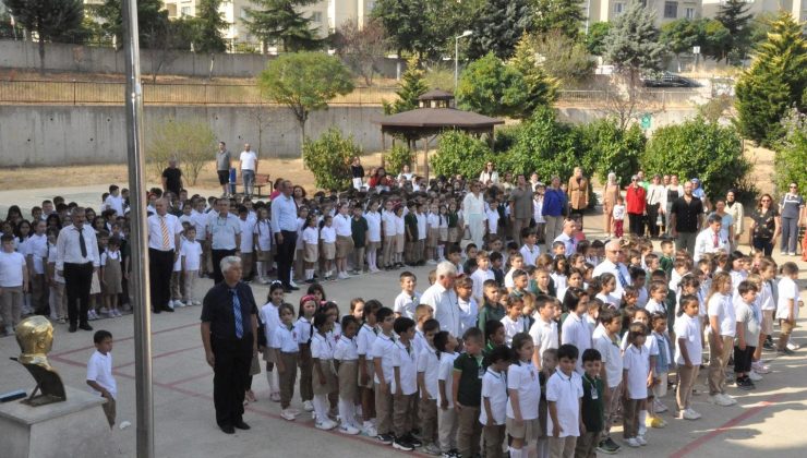 Yeni eğitim-öğretim yılı 13 bin 216 öğrenci ve 1117 öğretmenle başladı