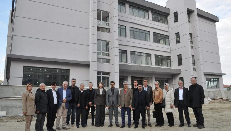 AK Parti Edirne İl Başkanı Belgin İba, Keşan’daki yatırımları inceledi: “Biz, ihtiyaç olan her yerde varız”