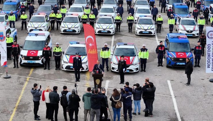 82 yeni araç göreve başladı
