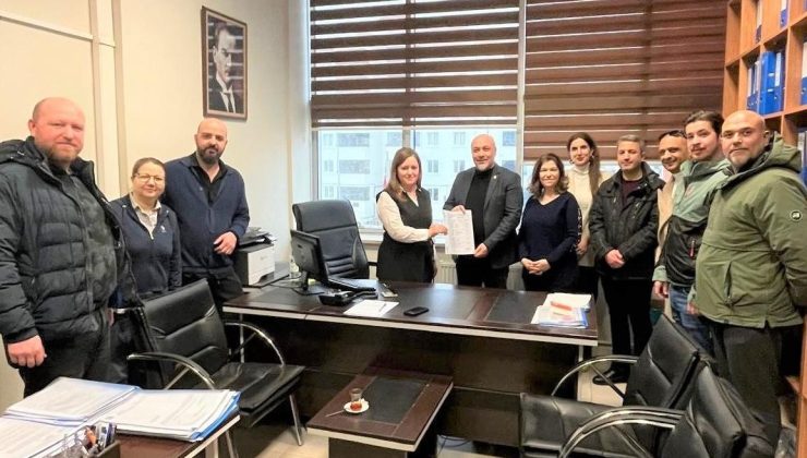 Gezer ve ekibi mazbatasını aldı