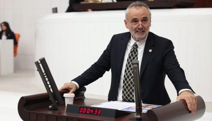 Akalın, CHP’li Günaydın’ın “parti değiştiren belediye başkanı” paylaşımını eleştirdi: “Uzunköprü’yü İYİ Parti kazandığında CHP’ye geçişe neden ses çıkarmadınız?”