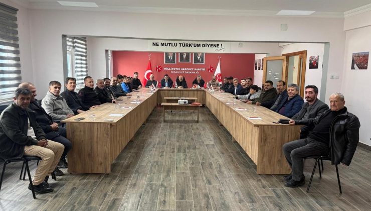 AK Parti heyeti MHP’nin 57. kuruluş yılını kutladı