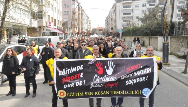 Meslektaşları, Fatma Nur öğretmenin öldürülmesini protesto etti:  “Ortaöğretim kurumlarında disiplin mekanizması işlevsel ve etkin hâle getirilmelidir”