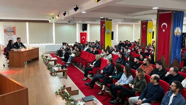 Başsavcı Küçükbekir üniversite öğrencilerine “Masum gibi görünen tehlikeyi” anlattı