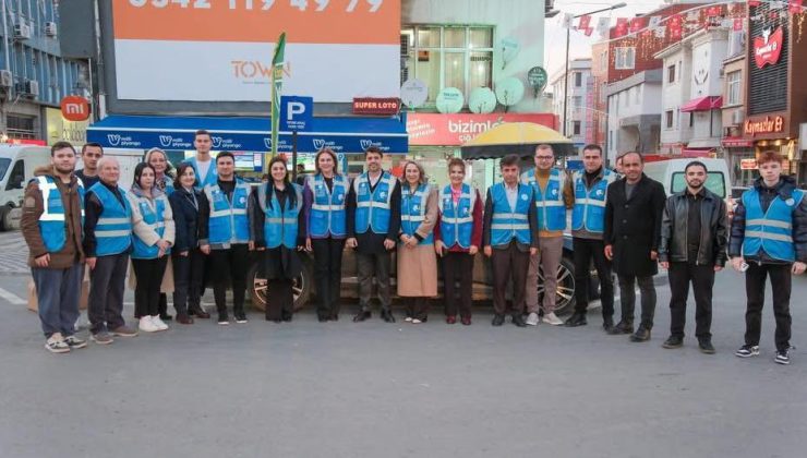 AK Partili gençlerin “İftara beş kala” programına Belgin İba da katıldı