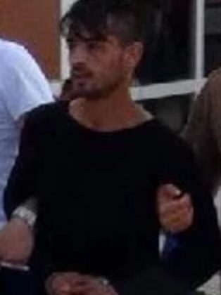 Cezaevinden çıkan kardeşinin katilini öldürdü