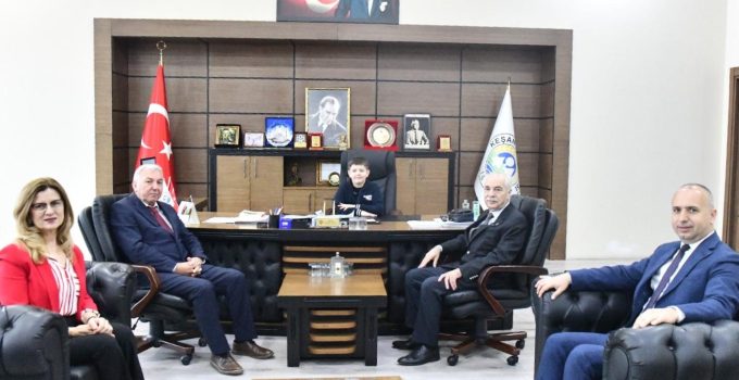 Keşan Belediyesi’nde 23 Nisan Geleneği: Koltuk Bilge Kağan’a emanet