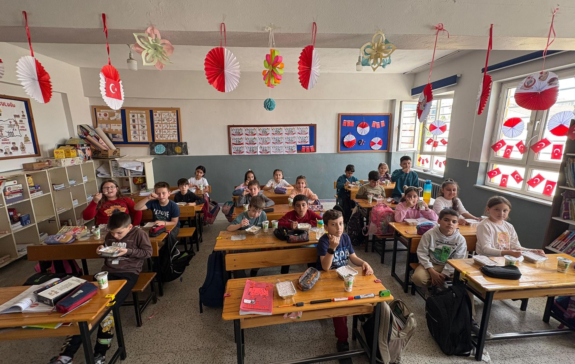 Rasim Ergene İlkokulu’nda 23 Nisan coşkusu