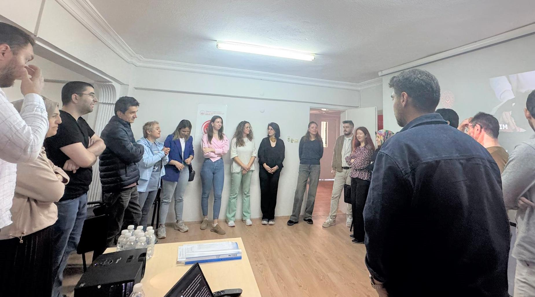 Psikolojik danışman ve rehber öğretmenlere eğitim…