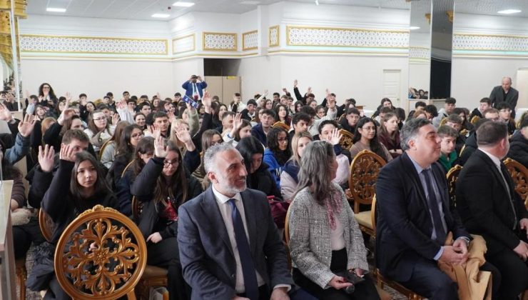 IV. Üniversite Tanıtım ve Kariyer Günleri Bendis AVM’de gerçekleştirildi