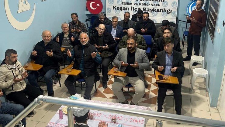 Ülkü Ocakları Alparslan Türkeş için mevlid-i şerif okuttu