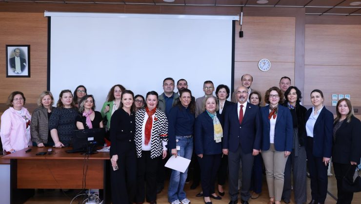 Trakya Üniversitesi’nde “Meme Kanseri Farkındalık” söyleşisi gerçekleştirildi