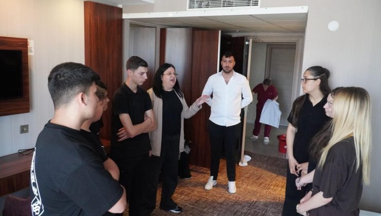 “Marifetli Gençlik” Bendis Otel’de eğitim aldı