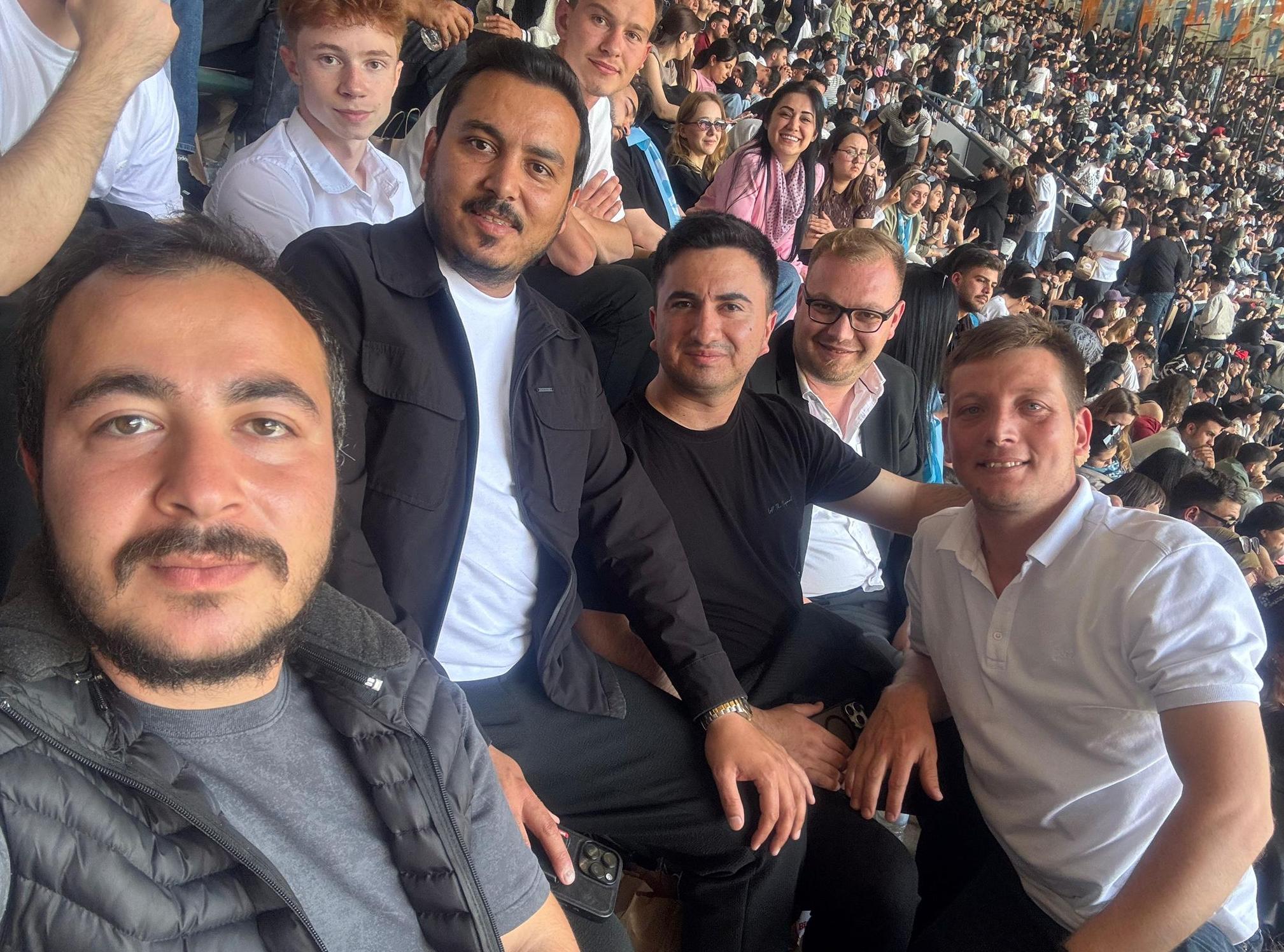 AK Parti Gençlik Kolları “Bir Gençlik Şöleni”ne 300 genç ile katıldı