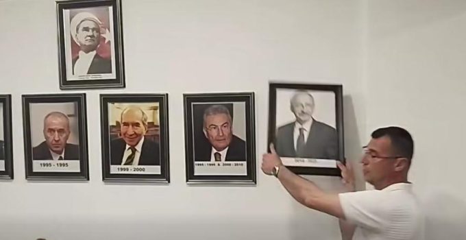 CHP Merkez İlçe Başkanı Akgüngör Kılıçdaroğlu’nun fotoğrafını çöpe attı