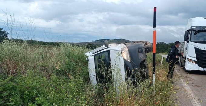 Enez yolunda kaza: 1 yaralı