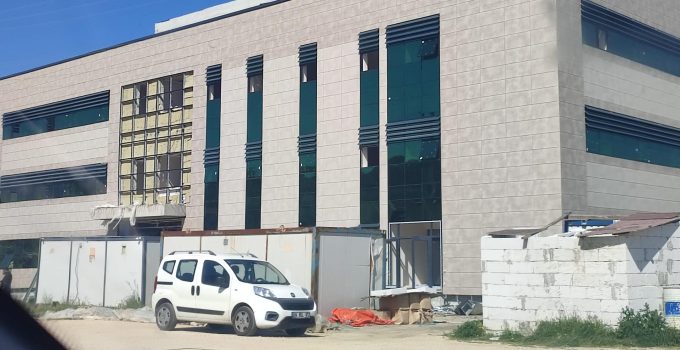 Ağız ve Diş Sağlığı Merkezi’nde çalışmalar sürüyor