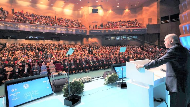 Savcı, Aile ve Nüfus On Yılı Vizyon Tanıtım Programı’na katıldı
