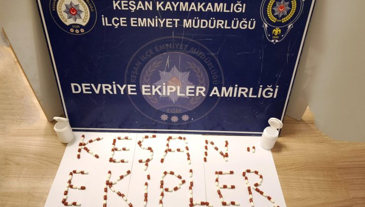Evde yapılan aramada sentetik ecza ele geçirildi